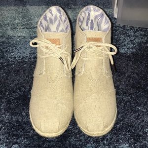 Cloth Tom’s Wedges With Laces